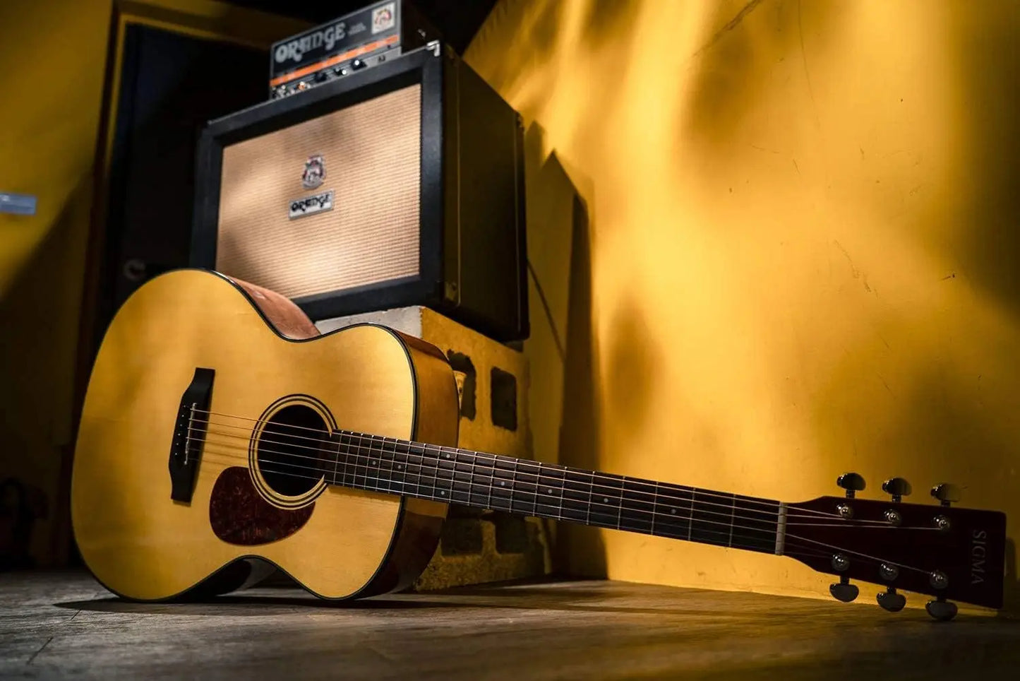ETM™40” Acoustic Guitar Vintage